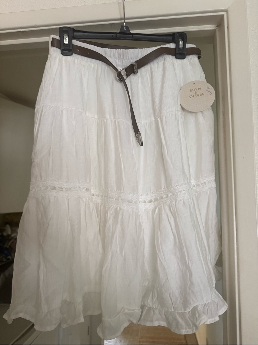 Eden & Olivia White Tiered Cotton A-Line Skirt with Brown Belt
